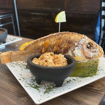 Fonda Sabaneta - Fried Snapper - Colombian Near Me - Miami, Florida