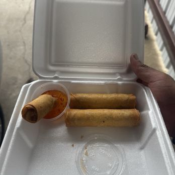 Hongthong kitchen - Egg roll - Thai Near Me - Haltom City, Texas Hongthong kitchen - Egg roll - Thai Near Me - Haltom City, Texas