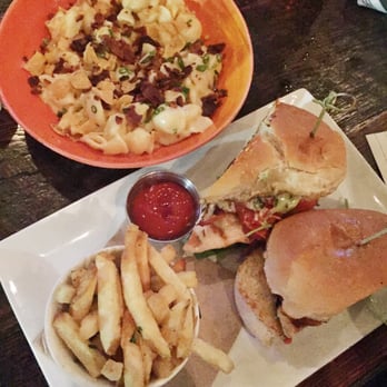 Eureka! - Napa chicken sandwich ($12) and macaroni & cheese ($8) - American Near Me - Irvine, California