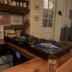 Bouquet - Turntables and 808s