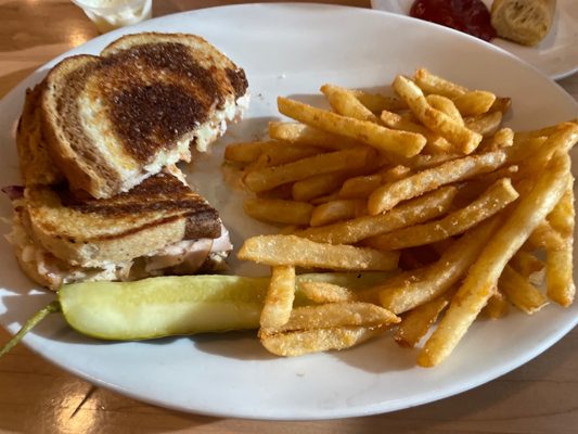 E.G. Nicks Grill & Tavern by null