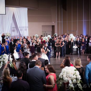 Luminous Weddings - Italian wedding photographer - Event Photography Near Me - Toronto, Ontario Luminous Weddings - Italian wedding photographer - Event Photography Near Me - Toronto, Ontario