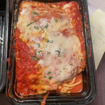 Siena Cafe - Chicken Parmigiana - Italian Near Me - New York, New York Siena Cafe - Chicken Parmigiana - Italian Near Me - New York, New York