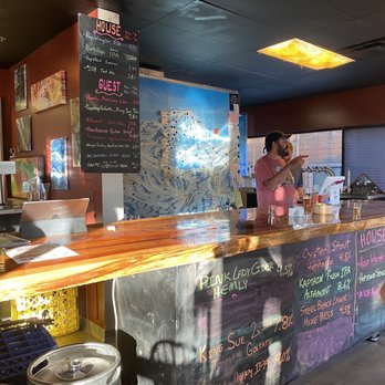 Donner Creek Brewing - Bar with beer menu - Cideries Near Me - Truckee, California