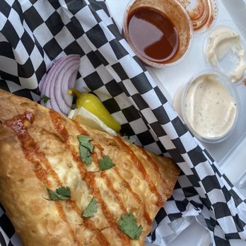 Parkway’s Snack - Chicken Samosa - Food Trucks Near Me - Encino, California Parkway’s Snack - Chicken Samosa - Food Trucks Near Me - Encino, California