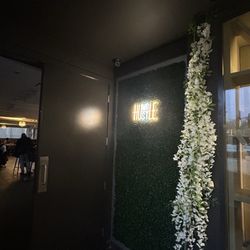 Smallz Restaurant  - Entrance