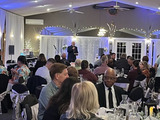 Mr Tux's Formal Wear