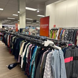 Kohl's clearance area Kohl's clearance area
