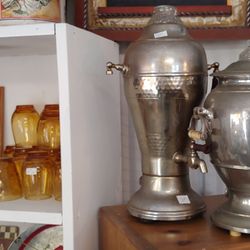 Willows End - Oooh the coffee urns and amber glasses
