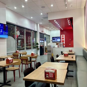 Curry Pizza House Tustin - Inside - Chicken Wings Near Me - Tustin, California Curry Pizza House Tustin - Inside - Chicken Wings Near Me - Tustin, California