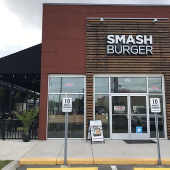 Smashburger - Entrance - Burgers Near Me - Tampa, Florida