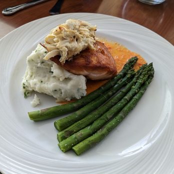Captains Table - Salmon with crab mashed potatoes and asparagus - Seafood Near Me - Ocean City, Maryland Captains Table - Salmon with crab mashed potatoes and asparagus - Seafood Near Me - Ocean City, Maryland