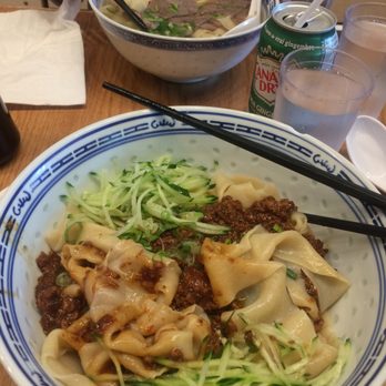 Big Beef Bowl Hand-Pulled Noodle - Noodles Near Me - Markham, Ontario