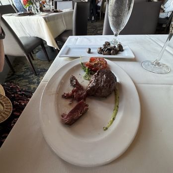 Halls Chophouse - Filet - Steakhouses Near Me - Nashville, Tennessee Halls Chophouse - Filet - Steakhouses Near Me - Nashville, Tennessee