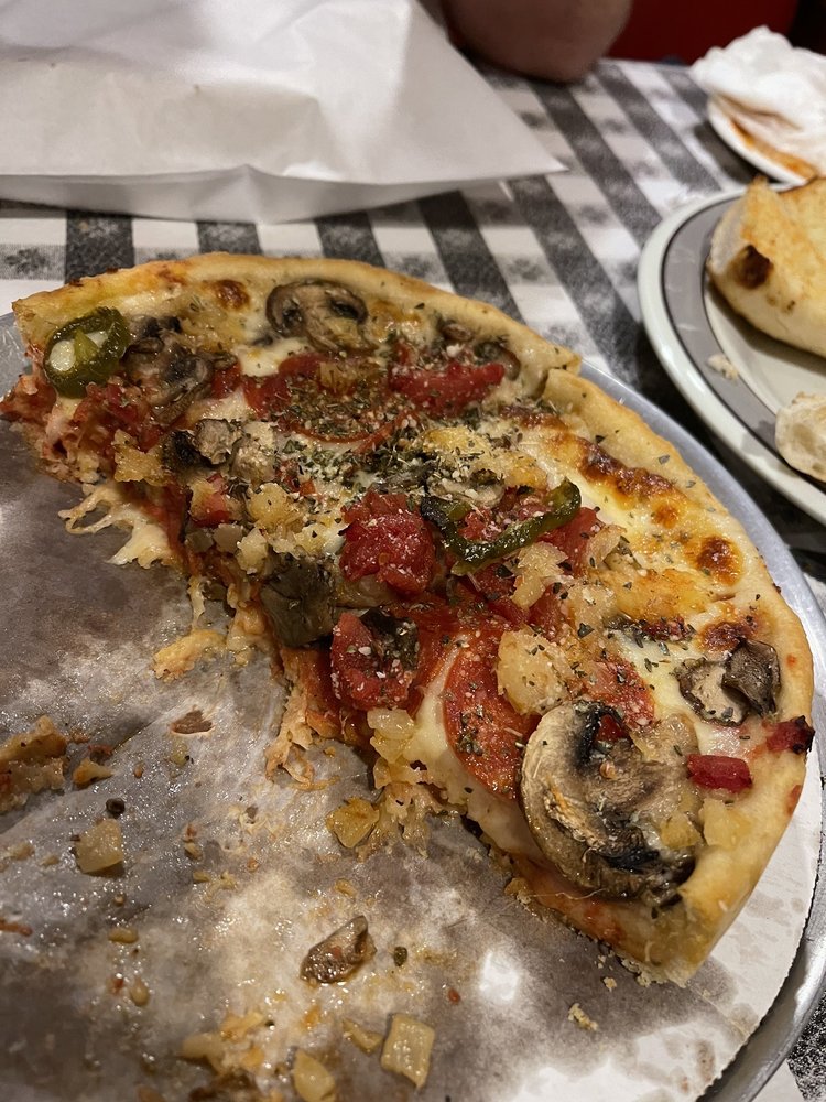 Food from Tobin's Pizza