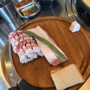 Daldongnae Korean BBQ - Sheppard - Barbeque Near Me - Toronto, Ontario