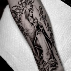 Ink Sirens Tattoo - Beautiful Black and White
