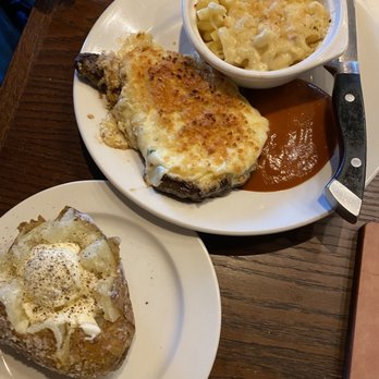 LongHorn Steakhouse - Steakhouses Near Me - Lavonia, Georgia
