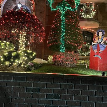 Dyker Heights Christmas Lights - Bus Tours Near Me Dyker Heights Christmas Lights - Bus Tours Near Me