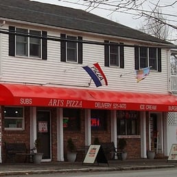 the outside of the restaurant