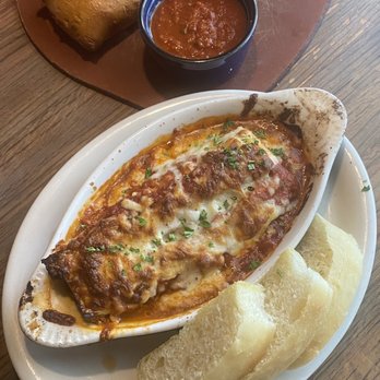 Oliviana Ristorante & Bar Italiano - Stromboli and Nonna's Homemade Lasagna - Italian Near Me - Augusta, Georgia Oliviana Ristorante & Bar Italiano - Stromboli and Nonna's Homemade Lasagna - Italian Near Me - Augusta, Georgia