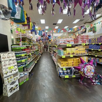 Escamex - Party supplies, from plates and tables cloths to piñata and candy - Party Supplies Near Me - Los Angeles, California Escamex - Party supplies, from plates and tables cloths to piñata and candy - Party Supplies Near Me - Los Angeles, California