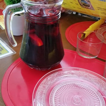 Catalunya  Amor Meu ! - Sangria, and English menu. - Bars Near Me - Figueres, GI