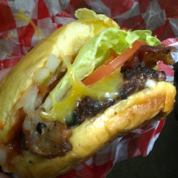 Lil Woody's - Burgers Near Me - Seattle, Washington