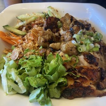 Nana Viet Kitchen - 37. Grilled Chicken Vermicelli Bowl - Vietnamese Near Me - Oakland, California Nana Viet Kitchen - 37. Grilled Chicken Vermicelli Bowl - Vietnamese Near Me - Oakland, California