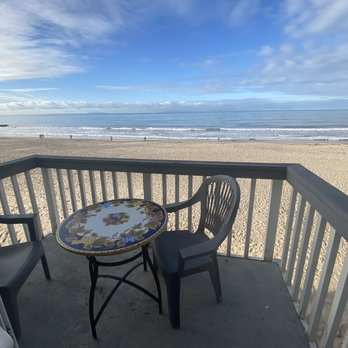 Inn On the Beach Hotel - Nice patio with amazing view. - Hotels Near Me - Ventura, California Inn On the Beach Hotel - Nice patio with amazing view. - Hotels Near Me - Ventura, California