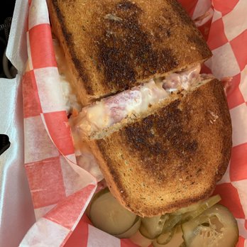 Birch Run Deli - Reuben sandwich - Sandwiches Near Me - Birch Run, Michigan