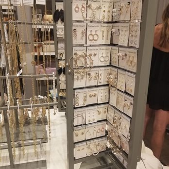Francesca's Collections - Accessories Near Me - Bee Cave, Texas