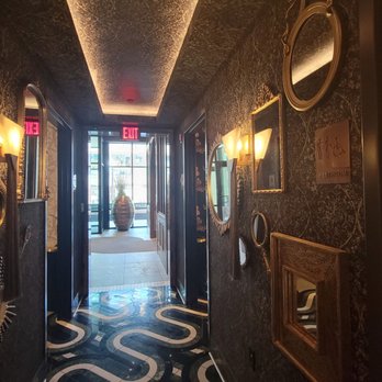 1933 Lounge - Cocktail Bars Near Me - Carmel, Indiana