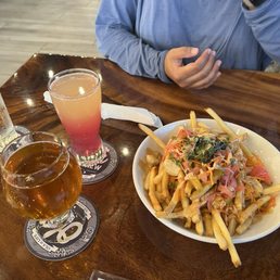 Vegetarian curry fries and IPA + mocktails