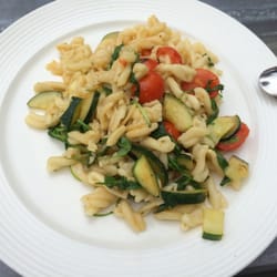 Pizza Pie - Hausgemachte Nudeln 'Tirolese'