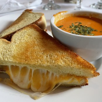 Drew's on Halsted - Drew's Grilled Cheese and Tomato Basil Soup - American Near Me - Chicago, Illinois