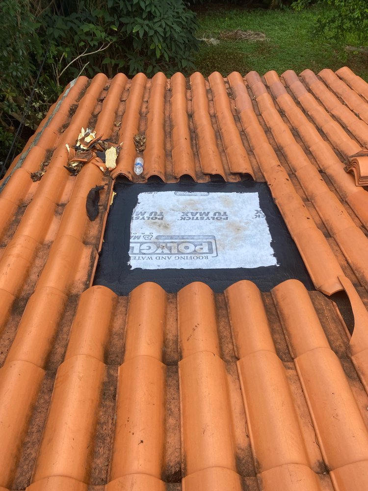 Slide of Honest Abe Roofing