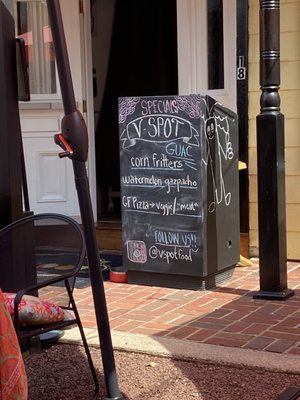 V-SPOT FOOD VEGAN RESTAURANT by null