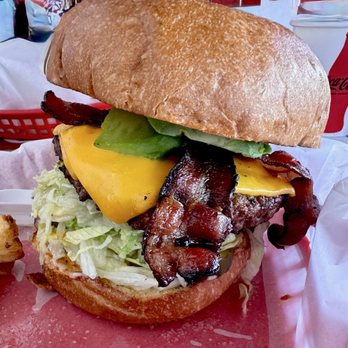 Mad Madeline's Grill - This hamburger joint is more than just a stand--it's a true destination. The burgers are unbelievable, - Burgers Near Me - Temecula, California Mad Madeline's Grill - This hamburger joint is more than just a stand--it's a true destination. The burgers are unbelievable, - Burgers Near Me - Temecula, California