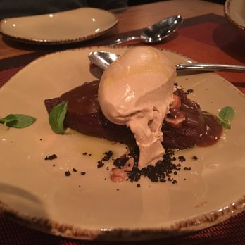 Giulia - Italian Near Me - Cambridge, Massachusetts