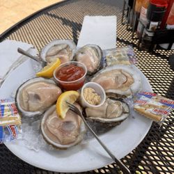 Silky O'Sullivan's - Order of raw oysters.
