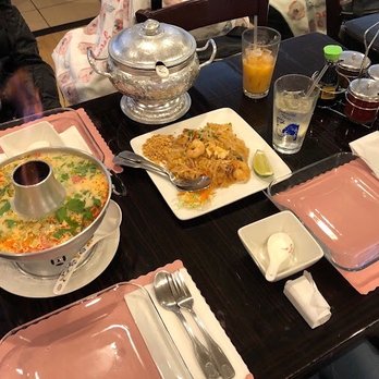 Jasmine Thai Restaurant, Palmdale - Thai Near Me - Palmdale, California