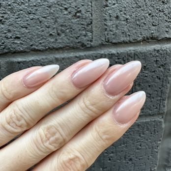 Tivvy Nails & Spa - Nail Salons Near Me - Chicago, Illinois