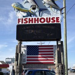 Lewes Fishhouse - But, no crab.