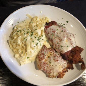 Carrabba's Italian Grill - Alfredo Pasta & Chicken Parmesan!!! - Italian Near Me - Orem, Utah
