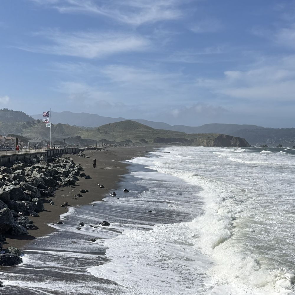 Pacifica Pier - Big wave - Beaches Near Me - Pacifica, California Pacifica Pier - Big wave - Beaches Near Me - Pacifica, California
