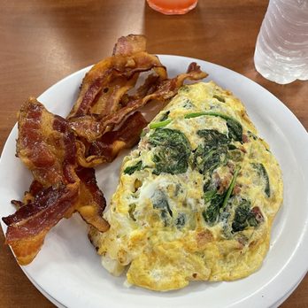Golden Corral Buffet & Grill - Delicious omelette. Yummy. Bacon was good even tough it could've been crispier. - Buffets Near Me - Glendale, Arizona Golden Corral Buffet & Grill - Delicious omelette. Yummy. Bacon was good even tough it could've been crispier. - Buffets Near Me - Glendale, Arizona
