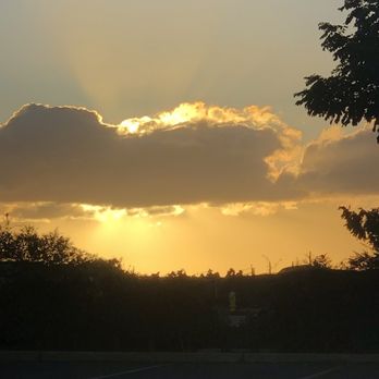 Ka Makana Ali’i - Sunset from the parking lot - Shopping Centers Near Me - Kapolei, Hawaii Ka Makana Ali’i - Sunset from the parking lot - Shopping Centers Near Me - Kapolei, Hawaii