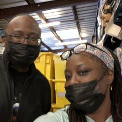Helping Hands Pantry - Volunteering Kwanzaa 2022!