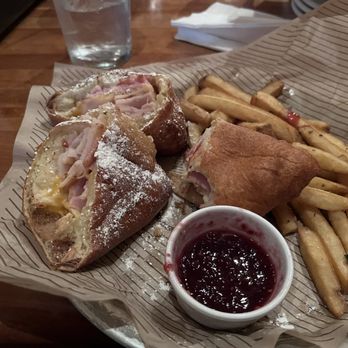 Cheddar's Scratch Kitchen - Monte Cristo - American Near Me - Mount Juliet, Tennessee Cheddar's Scratch Kitchen - Monte Cristo - American Near Me - Mount Juliet, Tennessee